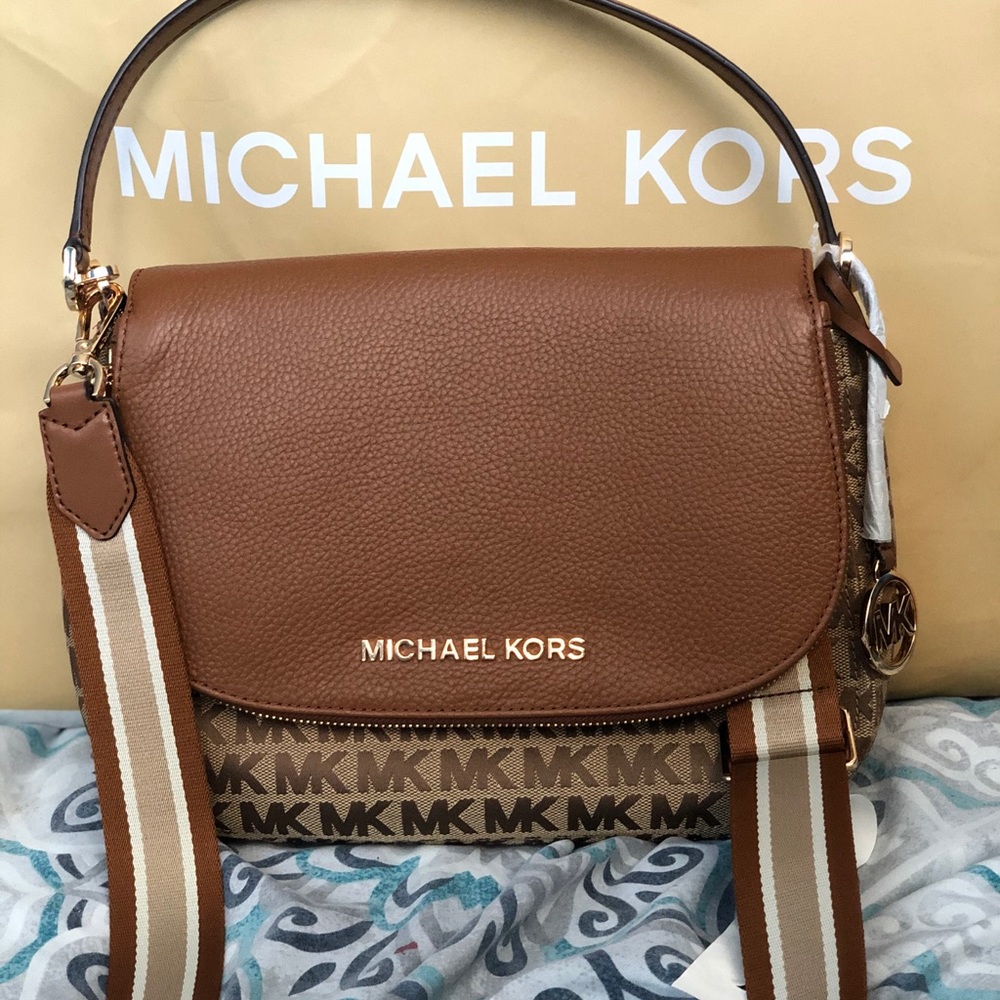 Michael kors bedford convertible bag